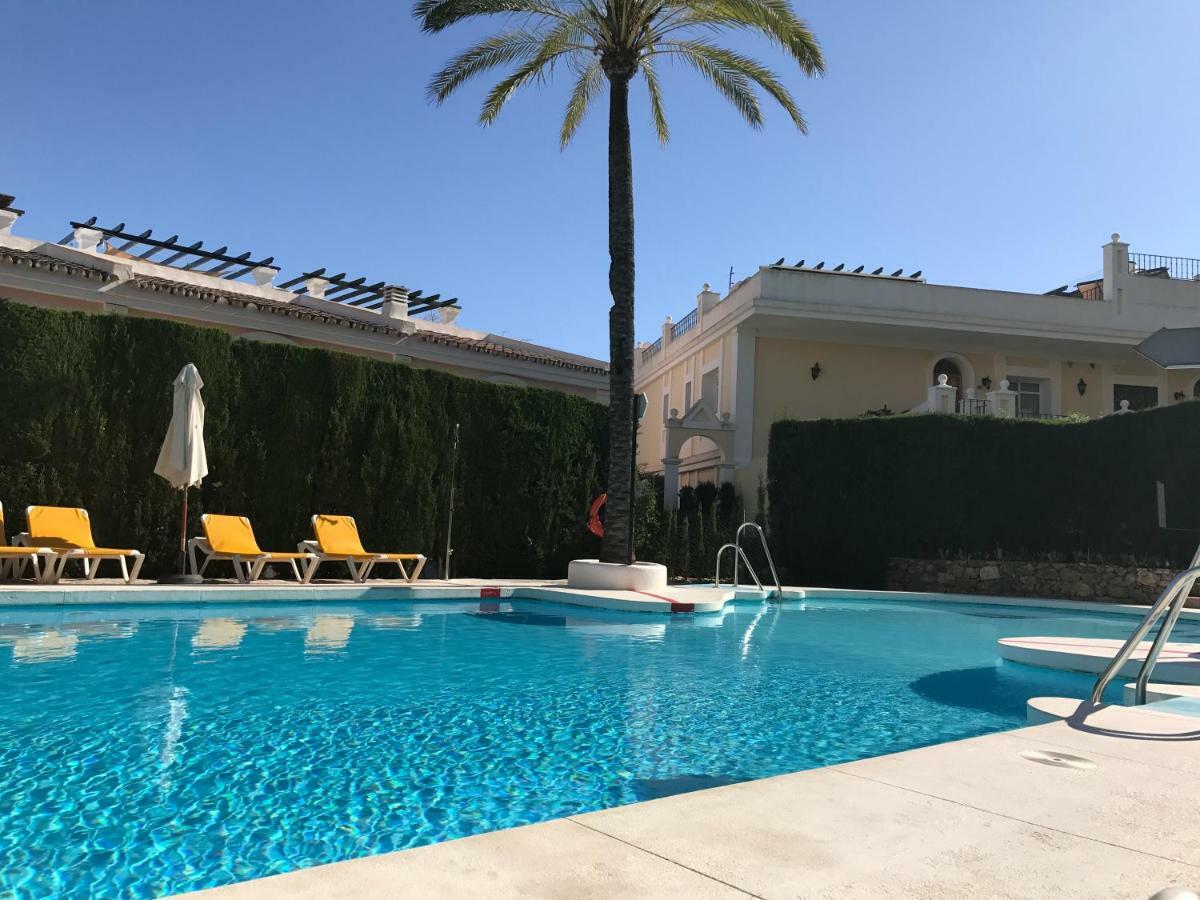 Aloha Gardens Near Puerto Banus With Breathtaking Mountain View Appartement *