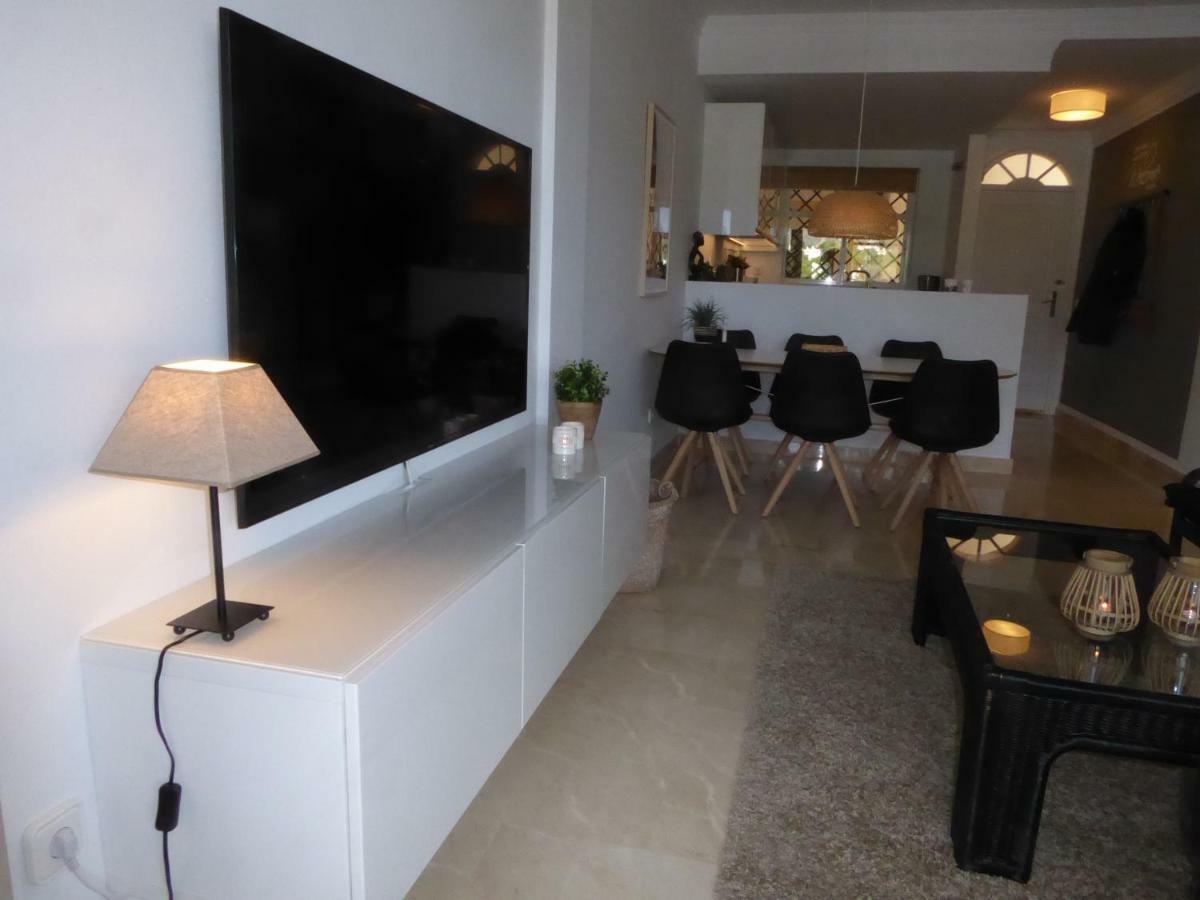 Aloha Gardens Near Puerto Banus With Breathtaking Mountain View Appartement