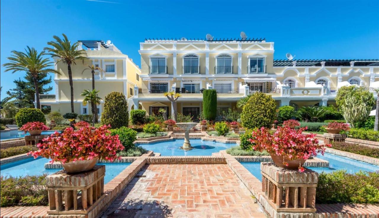 Aloha Gardens Near Puerto Banus With Breathtaking Mountain View Appartement *
